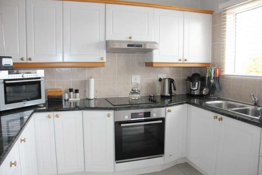 3 Bedroom Property for Sale in Bizweni Western Cape